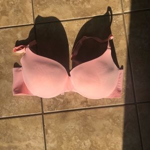 Incredible by Victoria’s Secret bra